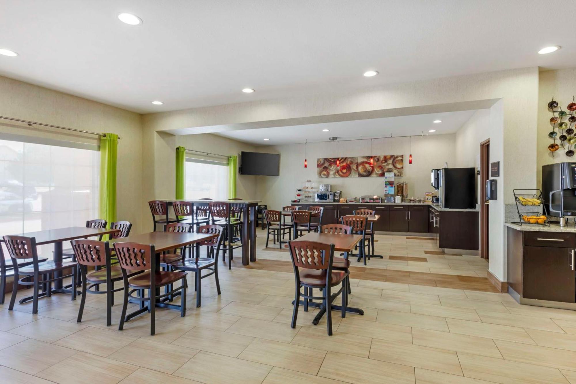 Best Western Plus Lake Worth Exterior foto