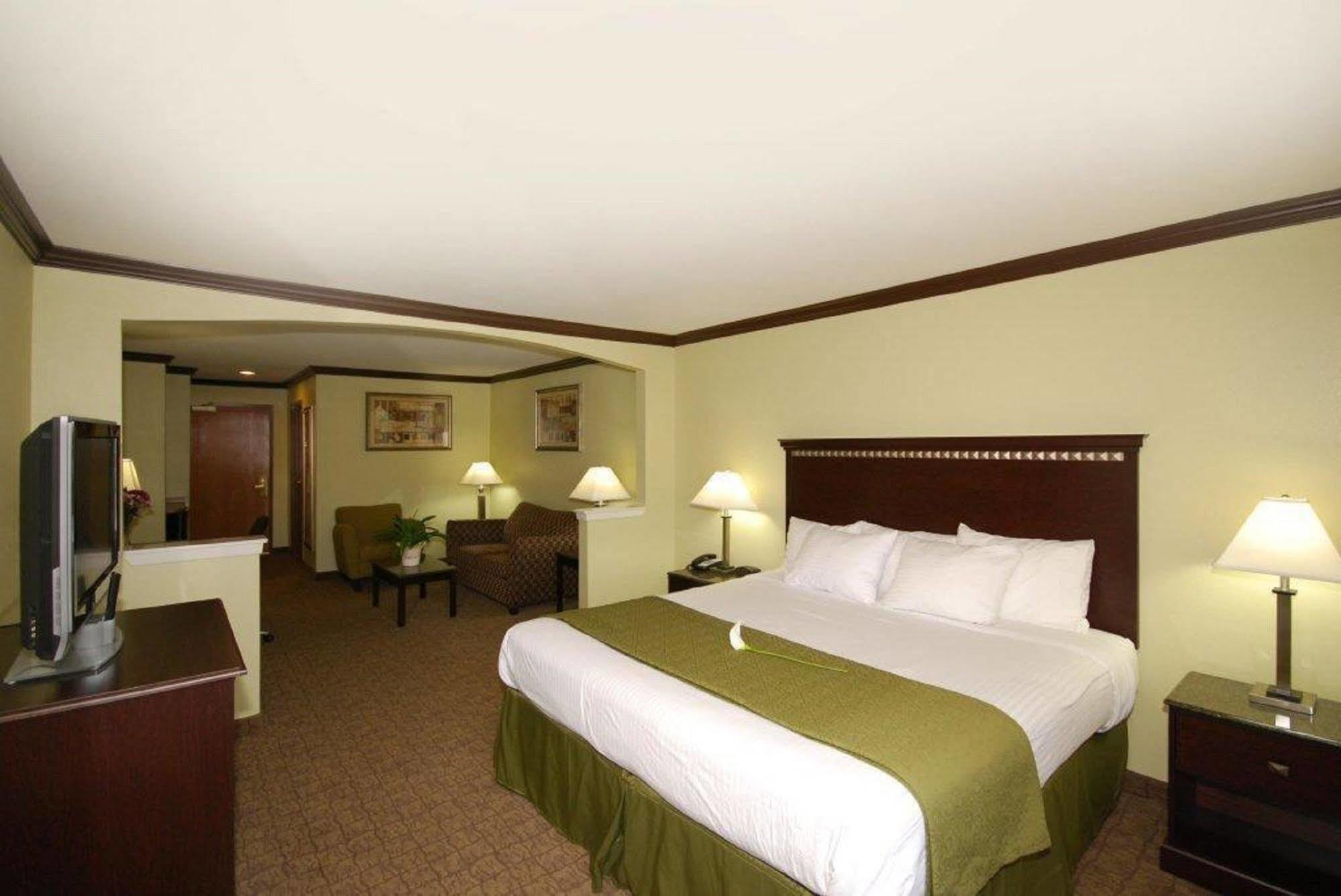 Best Western Plus Lake Worth Exterior foto